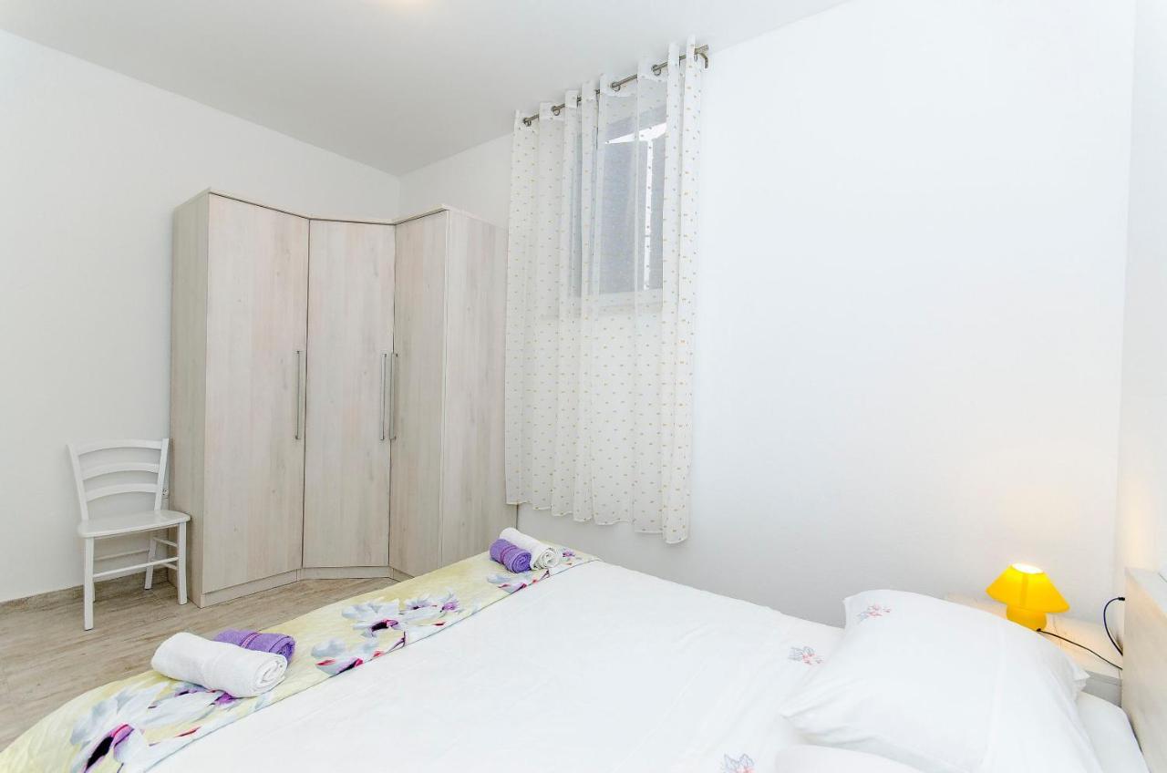 Apartment Paradise Постира Экстерьер фото